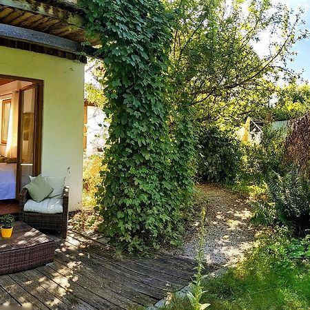 Chalet Weyarn - Doppelzimmer Mit Gartenblick Kültér fotó